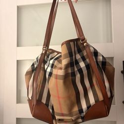 Burberry tote