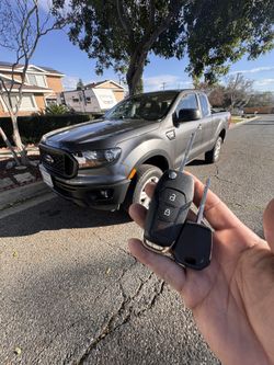 Car Keys/Llaves De Autos/Key Fobs