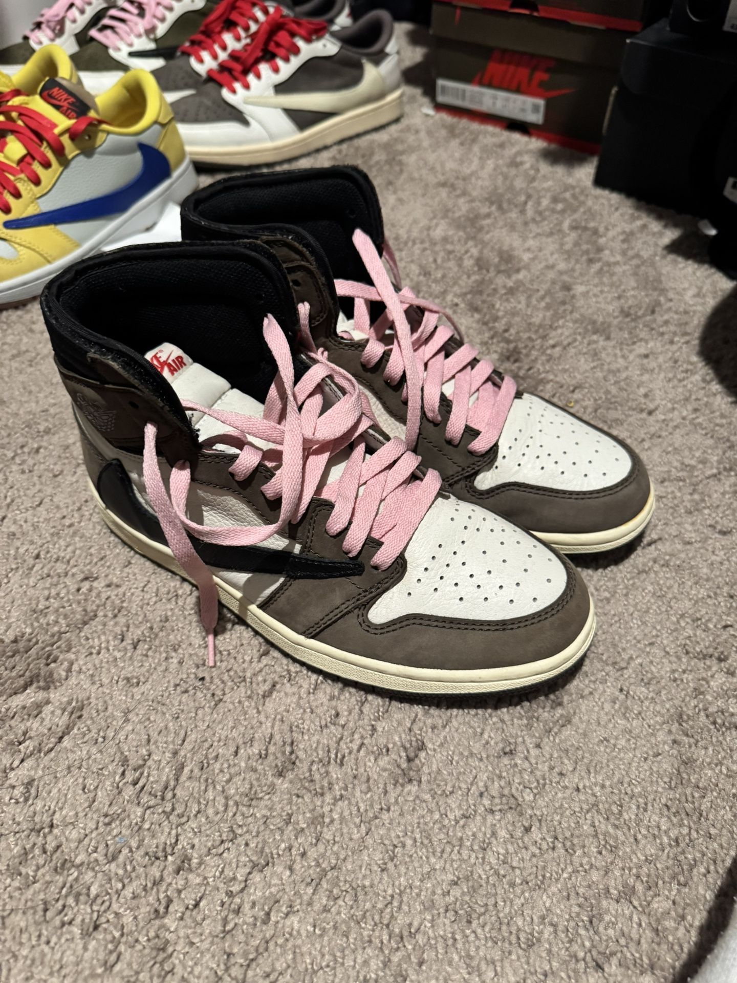 Nike Travis Scott’s Size 8
