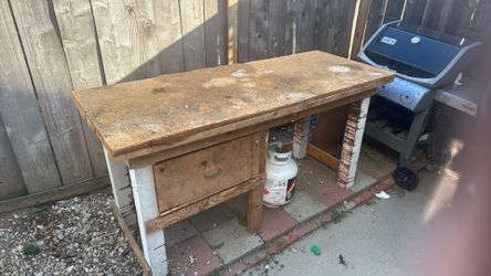Free Table
