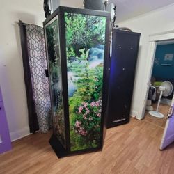Stand Up Tanning Booth 