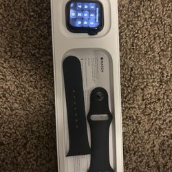 Apple Watch SE 2gen Brand New 