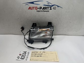 2018 - 2023 JEEP WRANGLER LEFT DRIVER TURN SIGNAL FRONT BUMPER LIGHT OEM AY82534