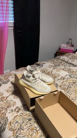 Yeezy shoes