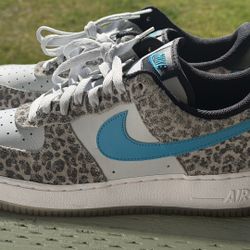 NIKE AIR FORCE 1 LOW DAKTARI STRIPES AND SNOW LEOPARD SZ 12  DUNK JORDAN