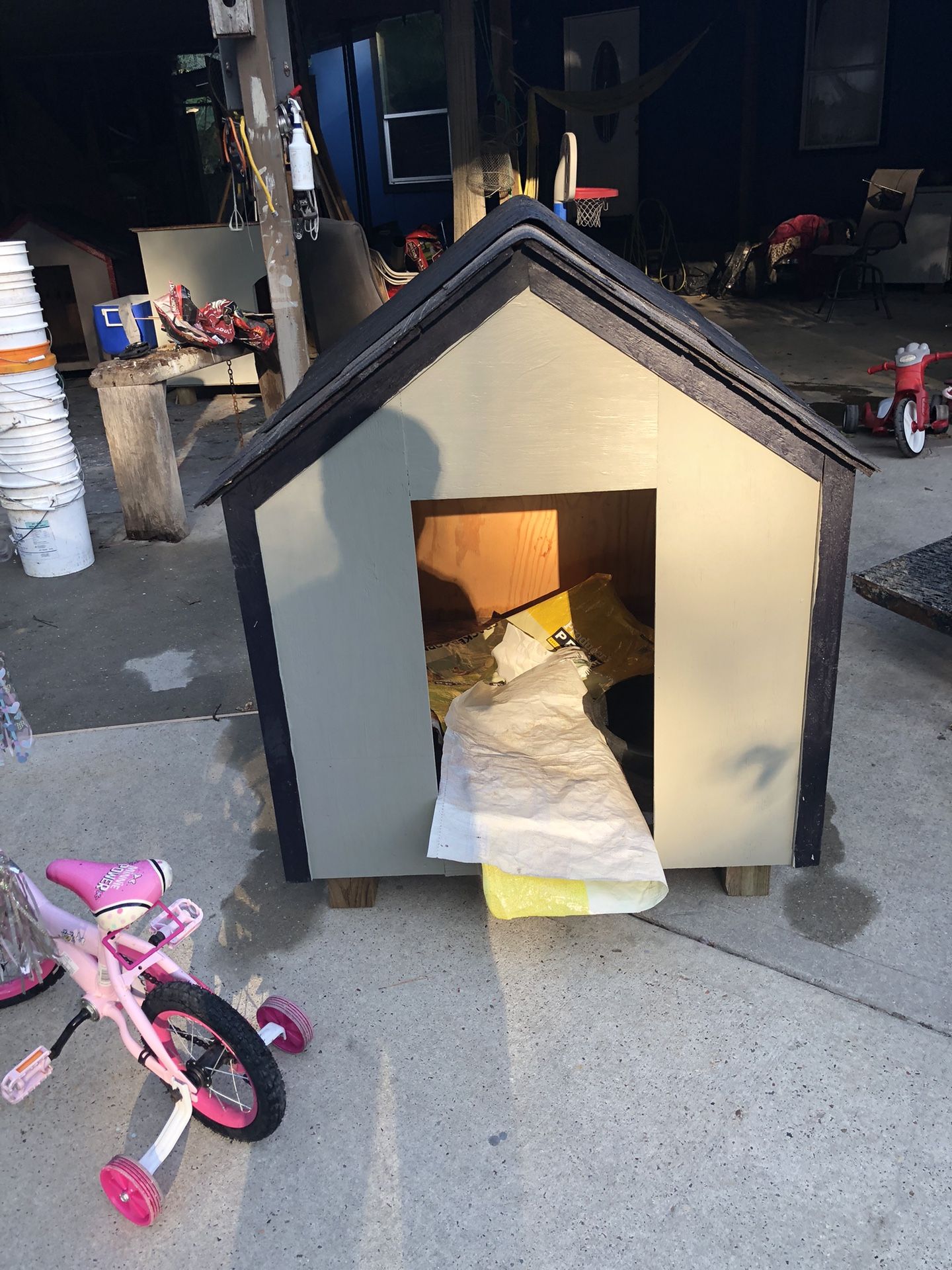 Dog House/Casa De Perro ๐ถ