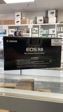 Canon R8 Kit w/24-50mm