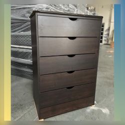 5 Drawer Dresser