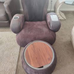 Ijoy Turbo 2 Massage Chair with Footrest Table
