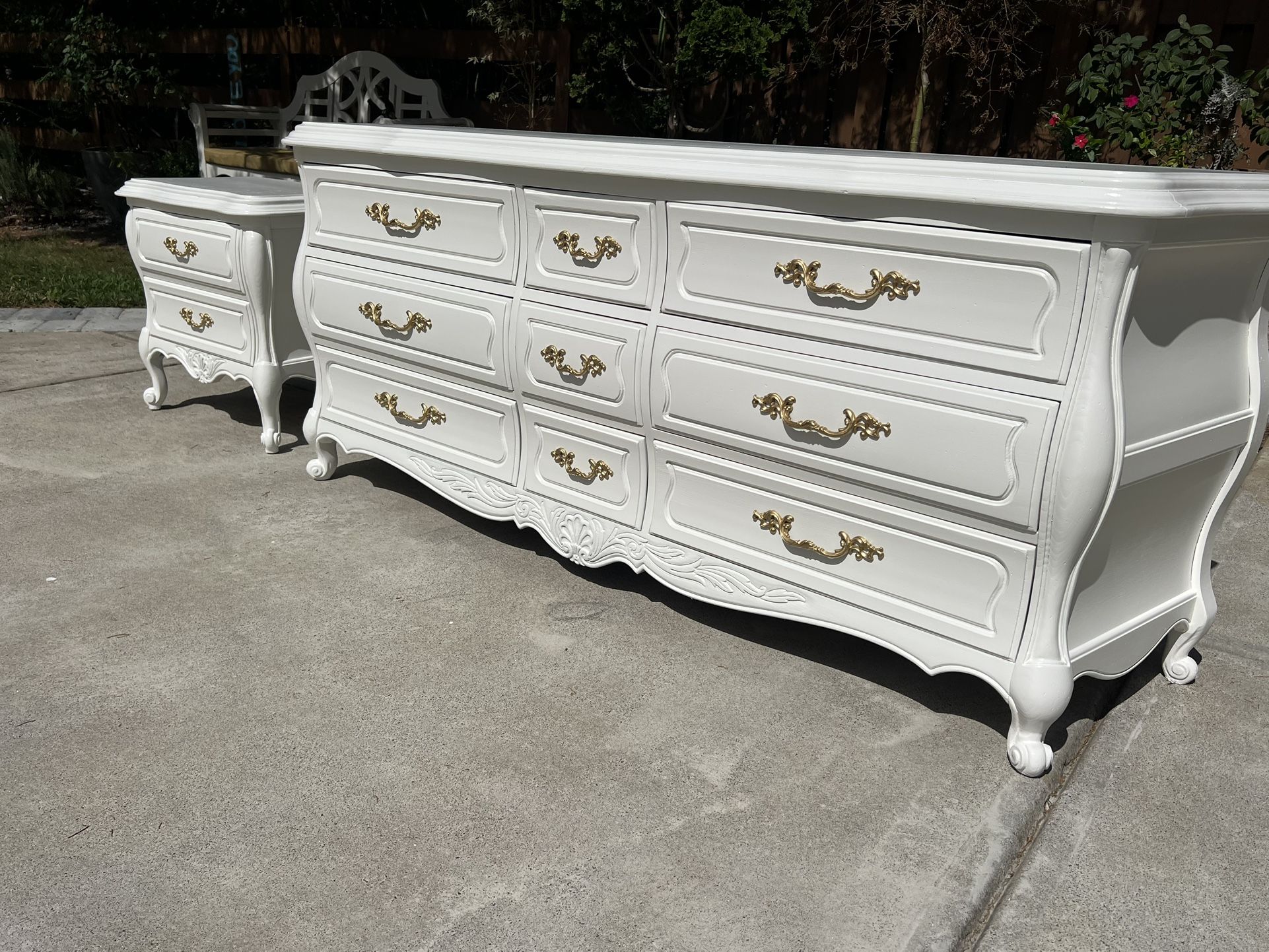 GORGEOUS HICKORY MANUFACTURING Refinished Dresser*nightstand*dovetails drawers $998 CAN DELIVER