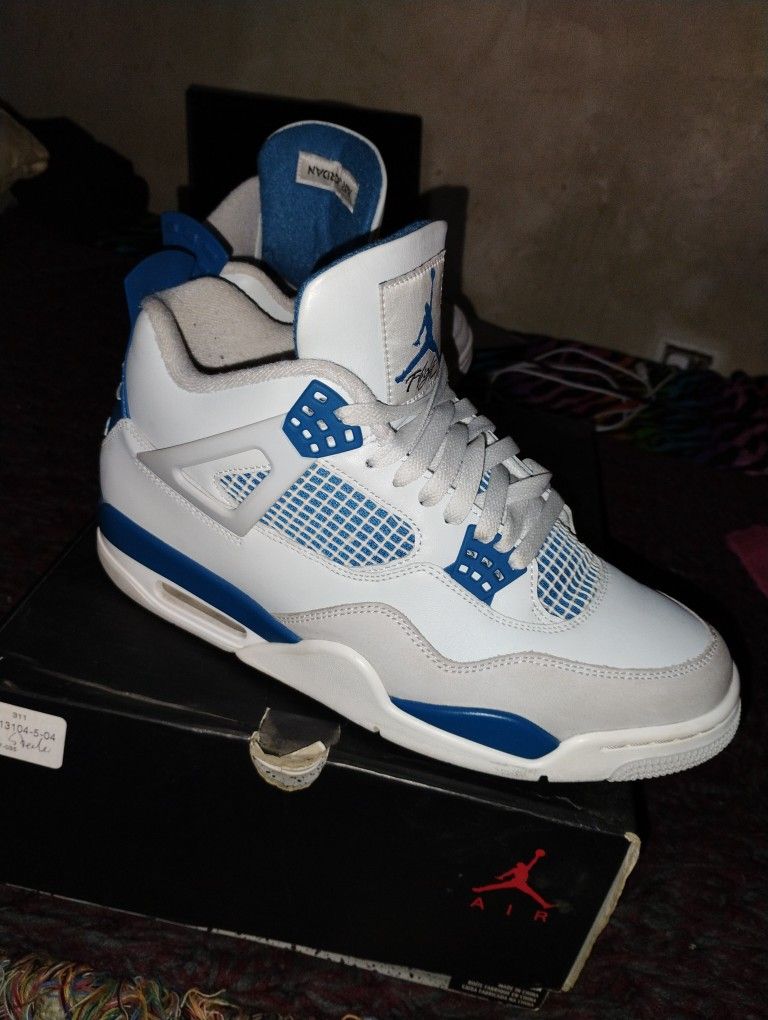Jordan Retro 4s Military Blue