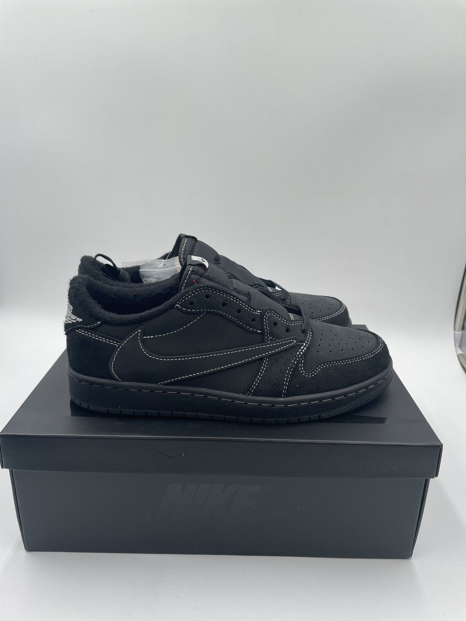 Travis Scott Phantom Jordan 1 Low