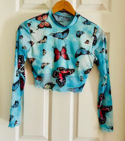 Butterfly Print Blue Crop Long-Sleeve Top