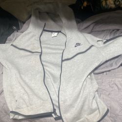 nike tech fleece 