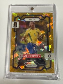Ronaldo Brazil Monopoly Prizm Gold Cracked Ice Card