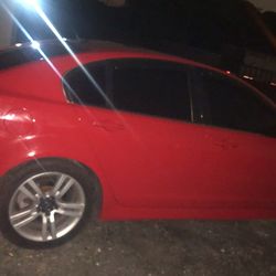 2009 g8  red super clean love miles a qixk ass car 9599