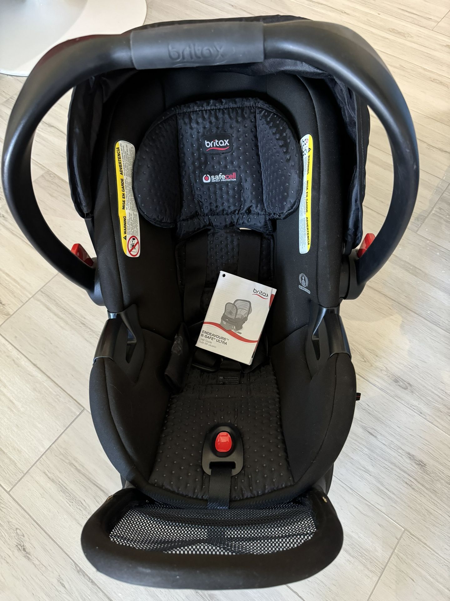BRITAX B Safe Endeavours Infant Car Seat Rear Facing to 35