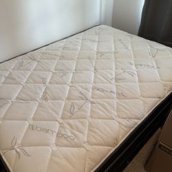 Full Size Bed Set