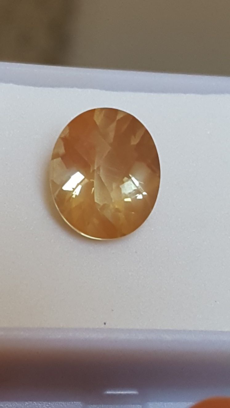 SUNSTONE OV 6.63 ct