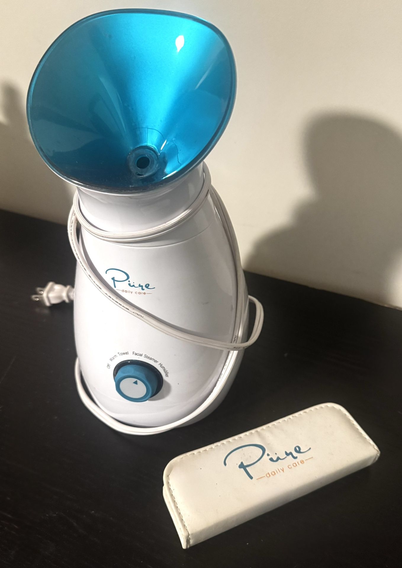Skin Care Kit: Facial Steamer, Electric Face Tightening Device Zoom Mirror