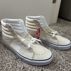 Vans size 7 men 8.5 women BRAND NEW $40