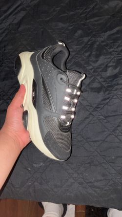 Dior b30 black n white
