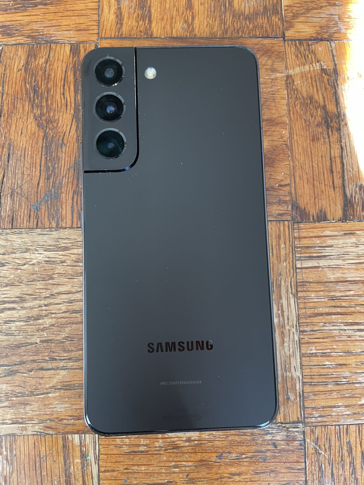 SAMSUNG Galaxy S22 5G