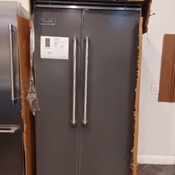 Viking 5 Series 42 in. Counter Depth Built-In Side by Side Refrigerator 