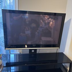 Entertainment Center With TV Mount