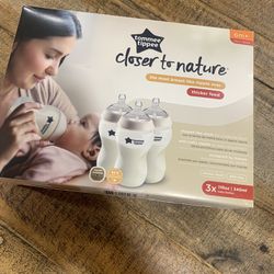 New Tommee Tippee 6m + Bottles