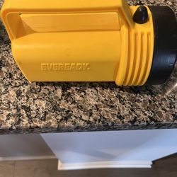 Eveready 6V Lantern Flashlight