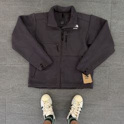 NEW Brown Skims x Northface Collab Sz XS