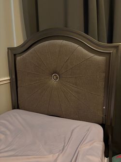 Twin Headboard, Footboard, and Rails