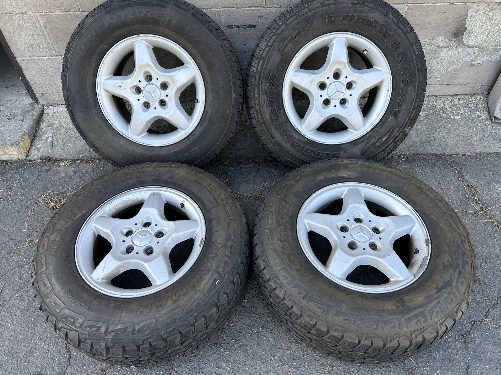 Mercedes Benz ML class SUV 16x8 aluminum wheels and tires 5x112mm 