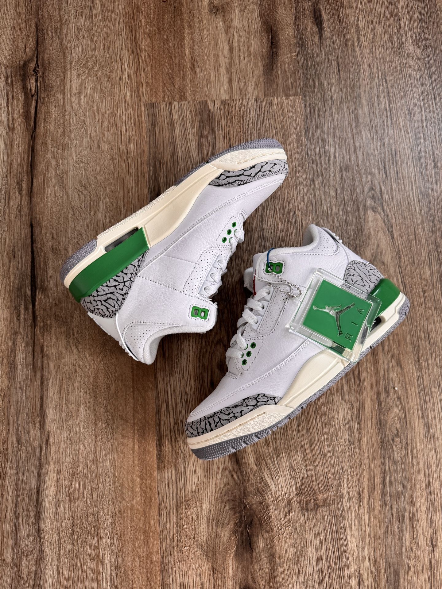 Jordan 3 Retro 'Lucky Green'