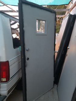 Puertas De Metal Con Marco Usadas.