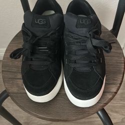 ✨TENIS  UGG  (nuevos) ✨