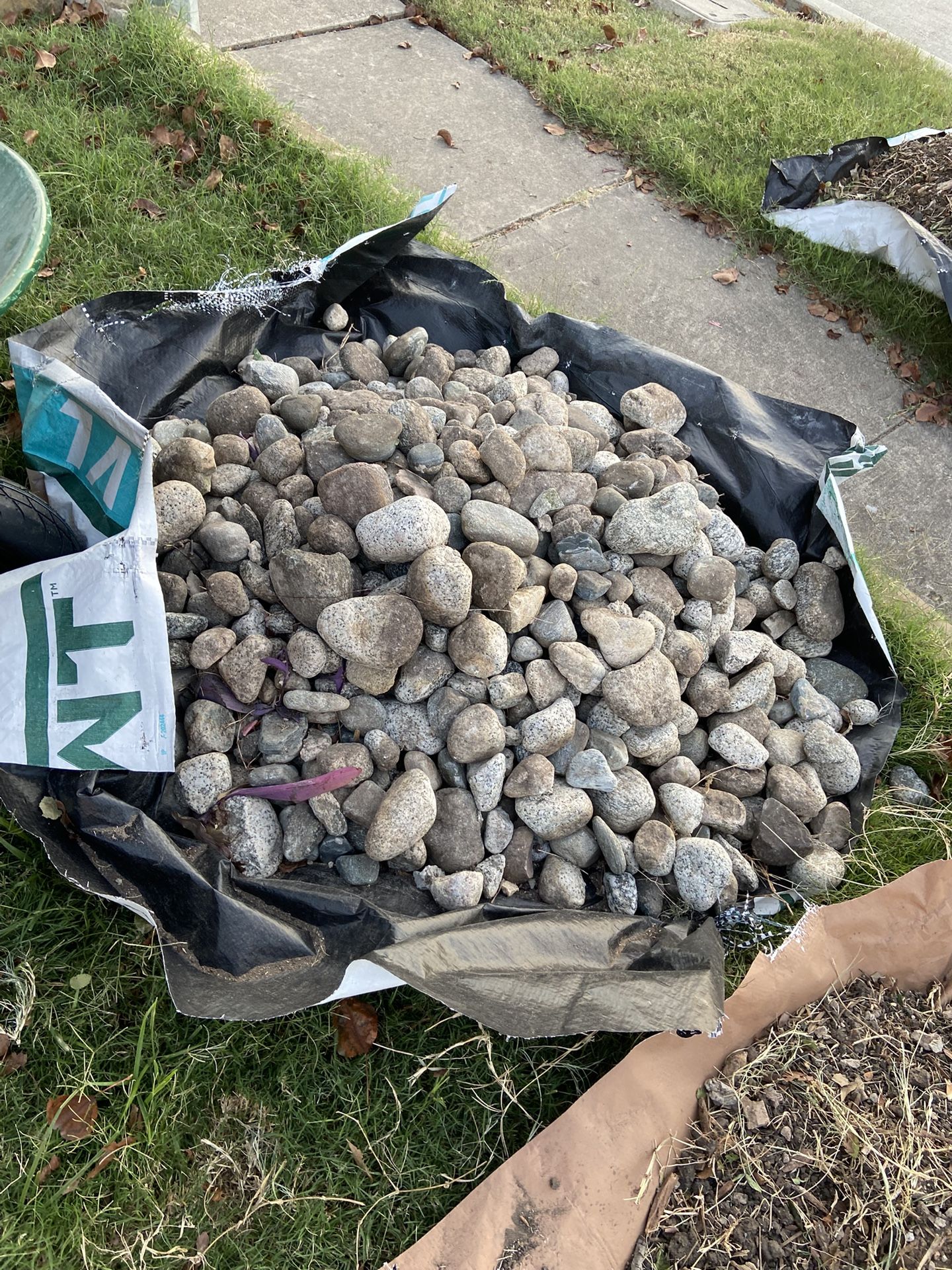 Stones , Rocks, Freeeee