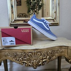 Men's VANS Walker Shoes Size 7.5 