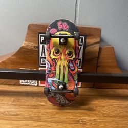 34mm Spit Boards Alien Octopus Fingerboard 