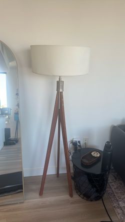 Solid wood floor lamp with lampshade