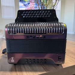 Hohner Corona C-II GCF Accordion Red to Gold