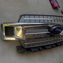 Ford F150 OEM 2019 Chrome Grille