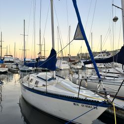 28’ Sailboat 