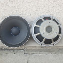 PEAVEY BLACK WIDOW SPEAKERS 