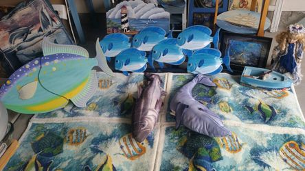 Aquatic themed decorations