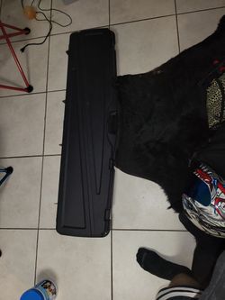 Riffle Case Like New