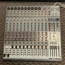 Behringer Xenyx QX2442USB Mixer with USB and Effects