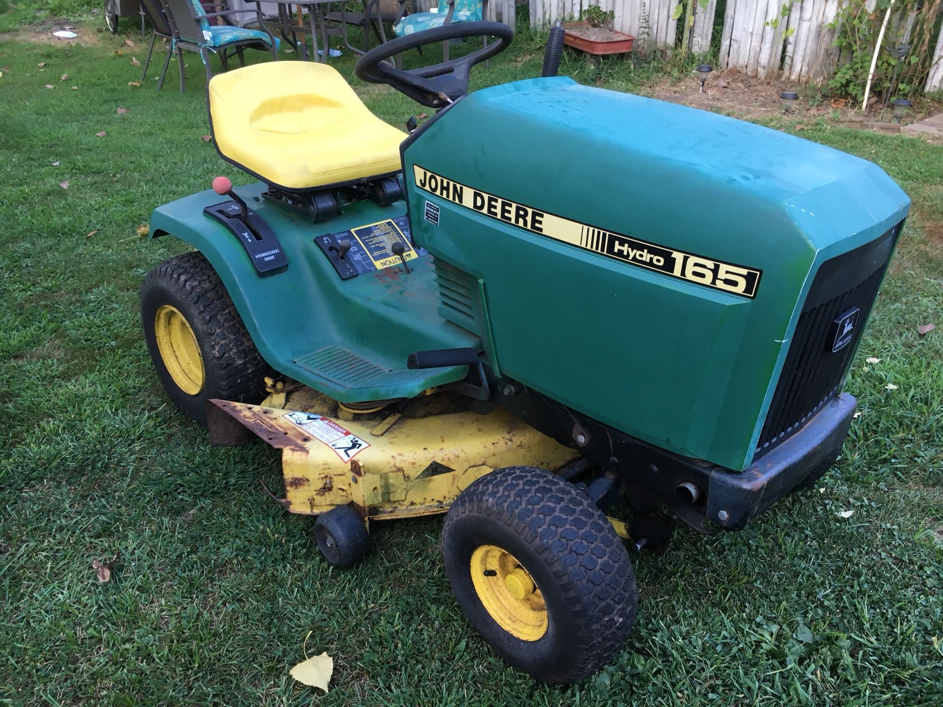 John Deere 165 Hydro Lawn Tractor 15//38
