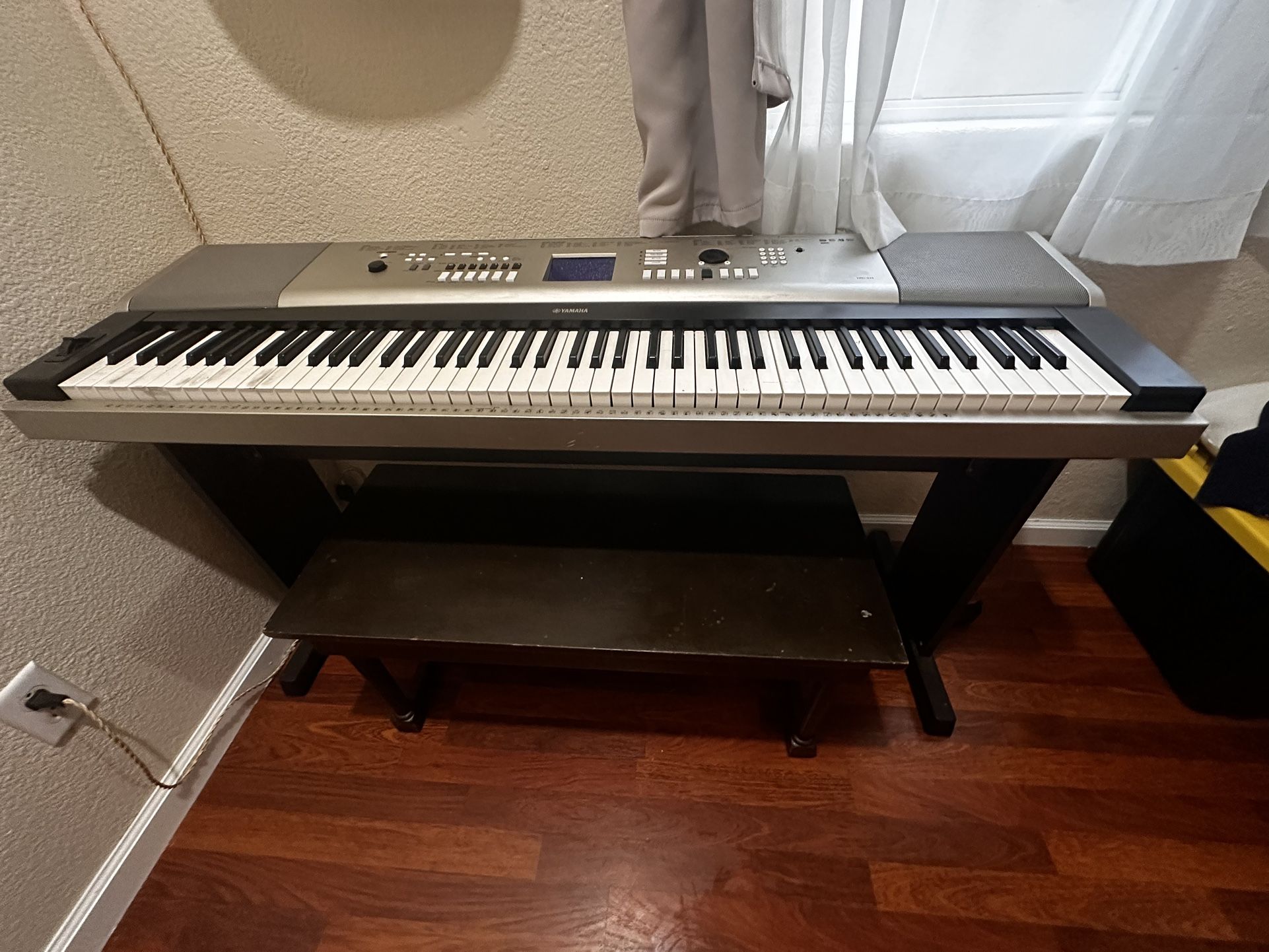 Yamaha Key Board